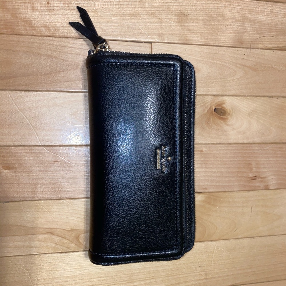 Black Kate Spade Wallet